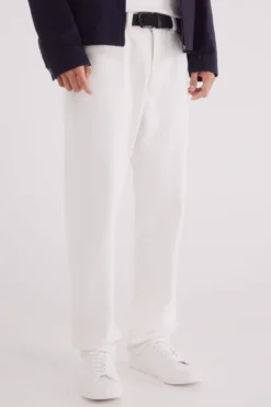 Calça jeans branca reta