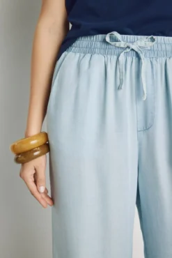 Calça jeans leve