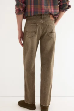 Calça jeans new straight castanho