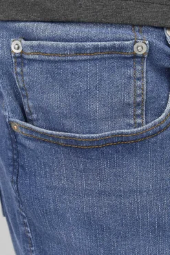 Calça jeans plus size