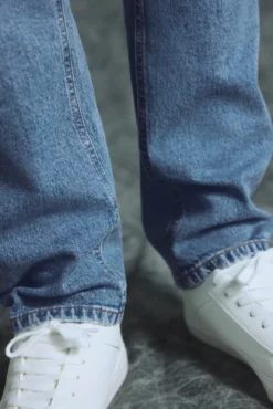 Calça jeans preta regular