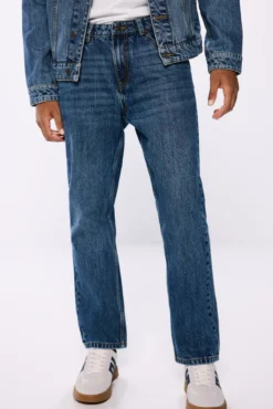 Calça jeans reta