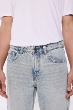 Calça jeans reta