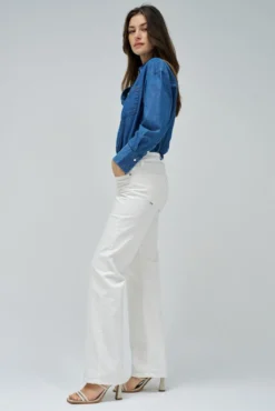 Calça jeans reta de cintura baixa
