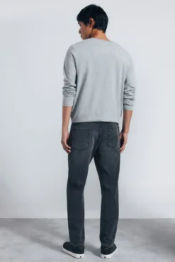 Calça jeans skinny cinza escuro