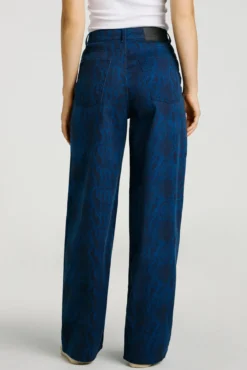 Calça largas estampado