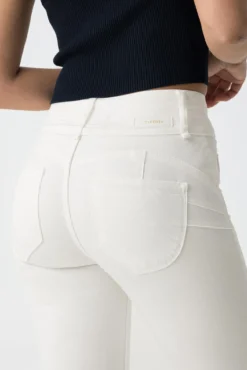 Calça Megan Cropped Flare Cintura Alta