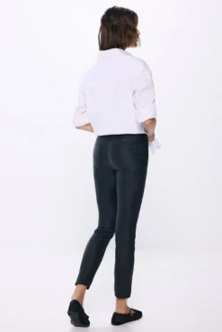 Calça push-up encerada