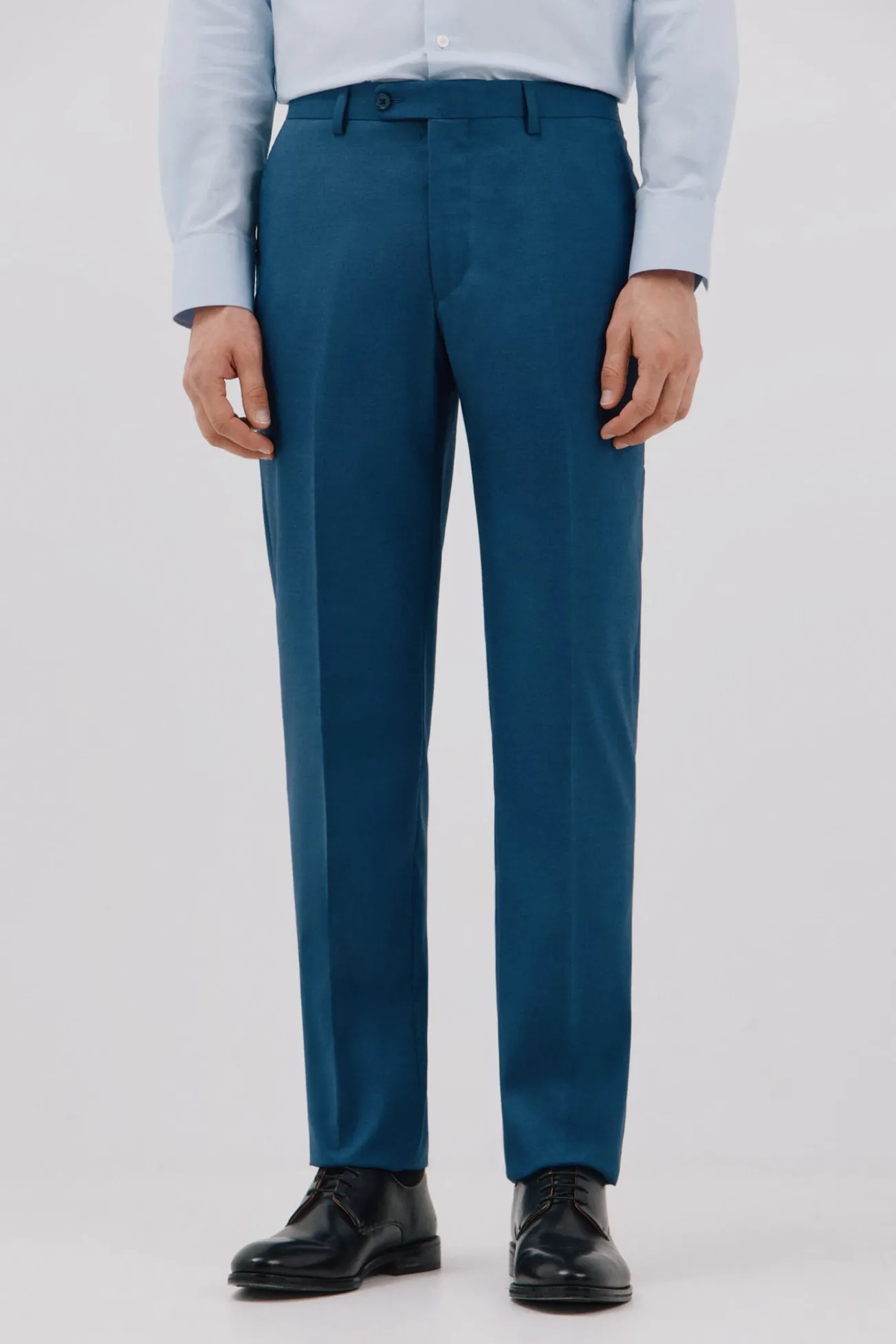 Calças azuis slim fit