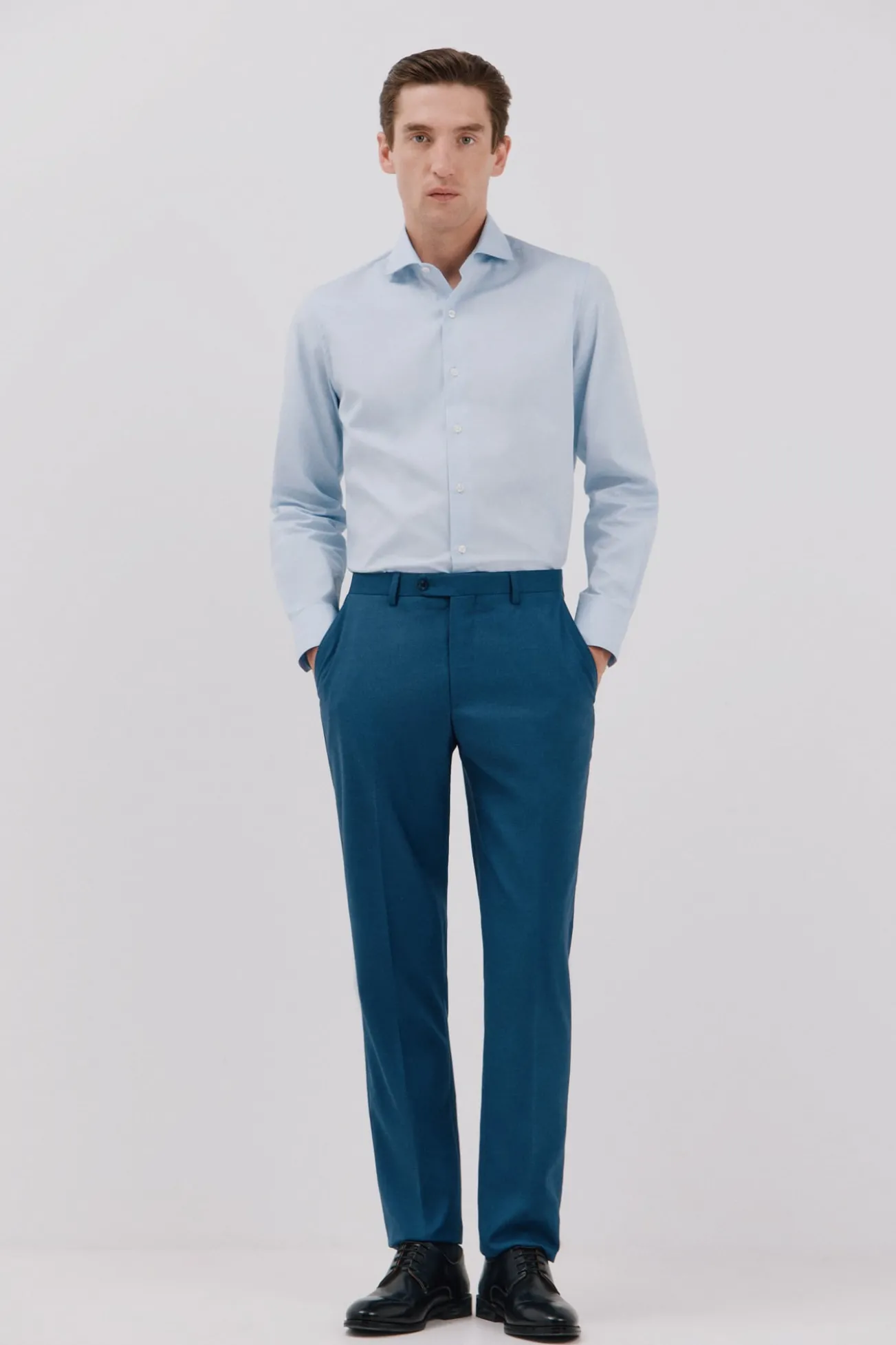 Calças azuis slim fit