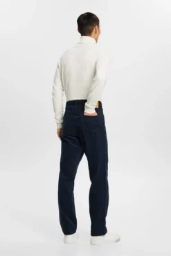 Calças básicas slim fit