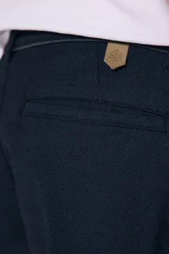 Calças chino estampado slim fit