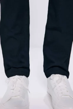 Calças chino estampado slim fit