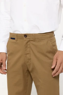Calças chino lisas