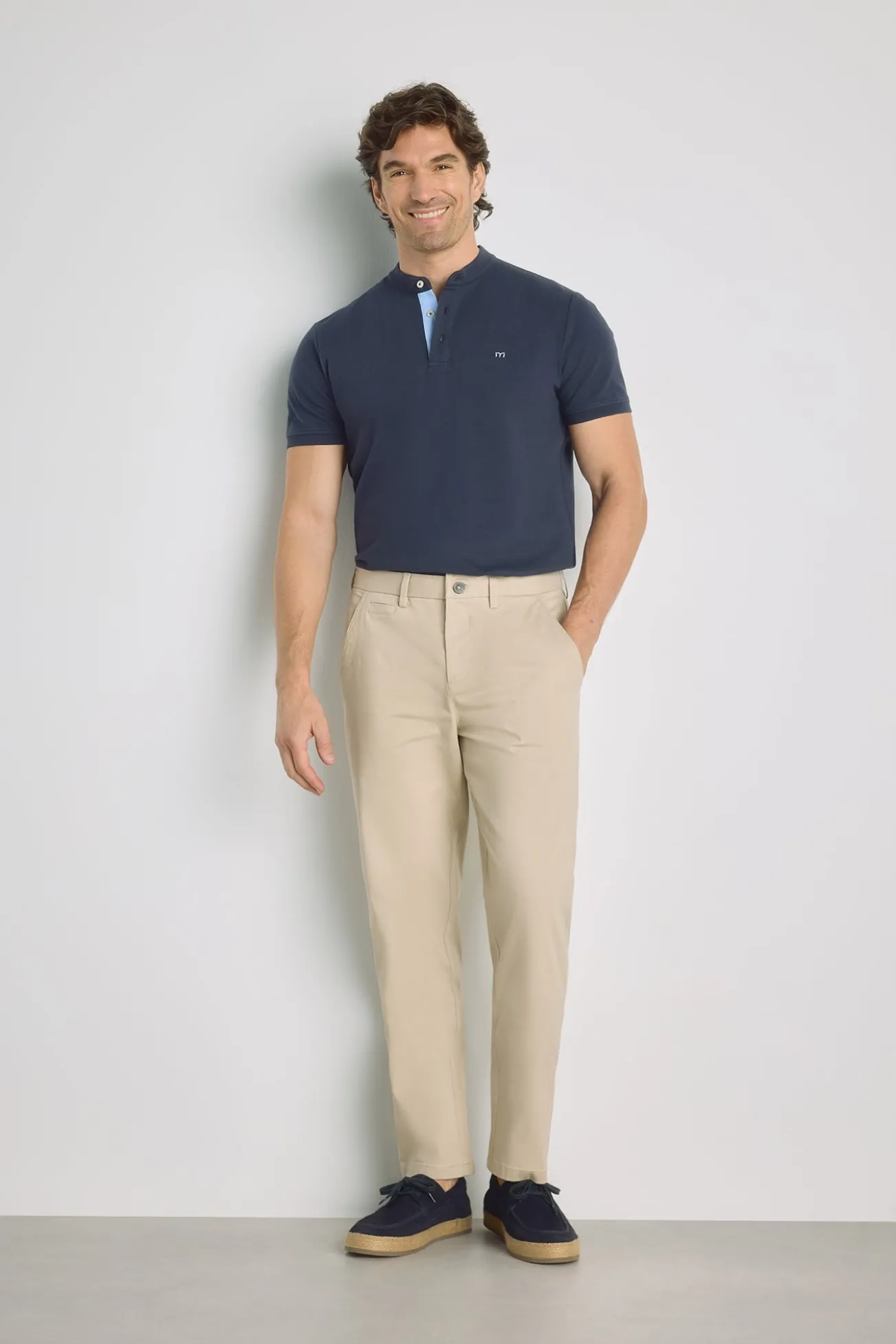 Calças chino regular fit