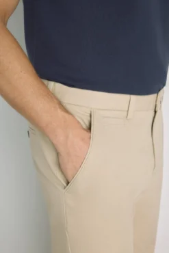 Calças chino regular fit