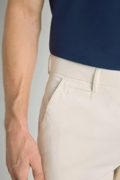 Calças chino regular fit