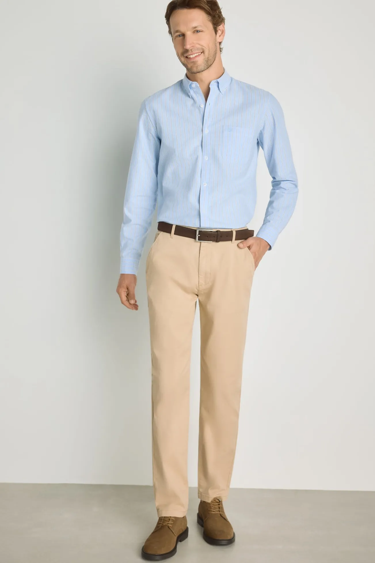 Calças chino regular fit
