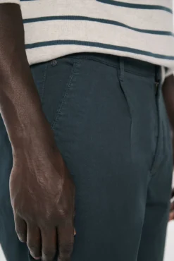 Calças chino regular fit