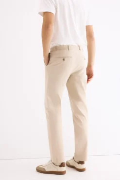 Calças chino regular fit