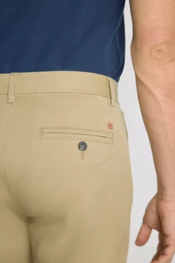 Calças chino slim