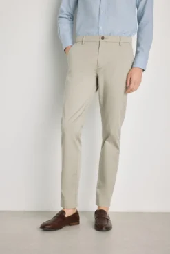 Calças chino slim fit