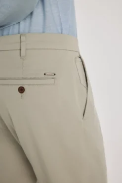 Calças chino slim fit