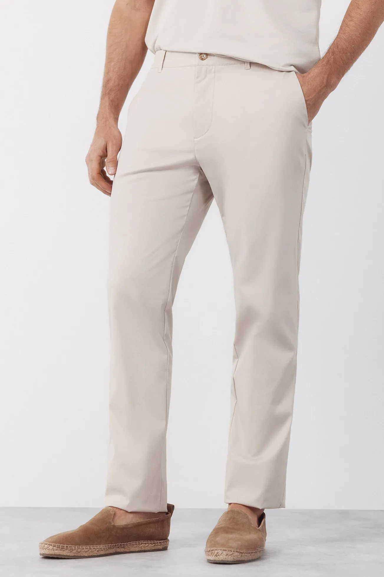 Calças chino técnicas slim leves