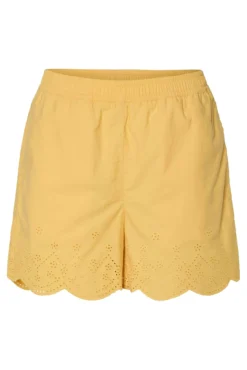 Calças curtas