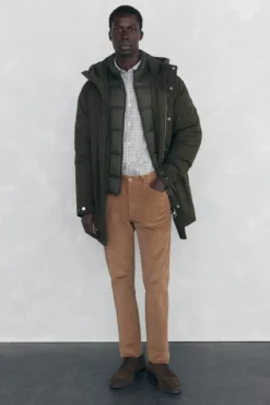 Calças de veludo slim fit com 5 bolsos
