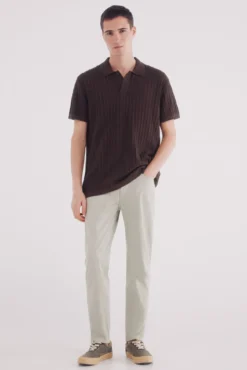 Calças estruturadas slim fit