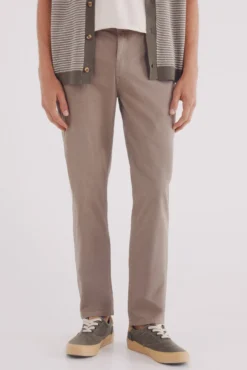 Calças estruturadas slim fit