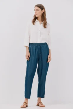 Calças fluidas tencel