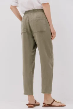 Calças fluidas tencel