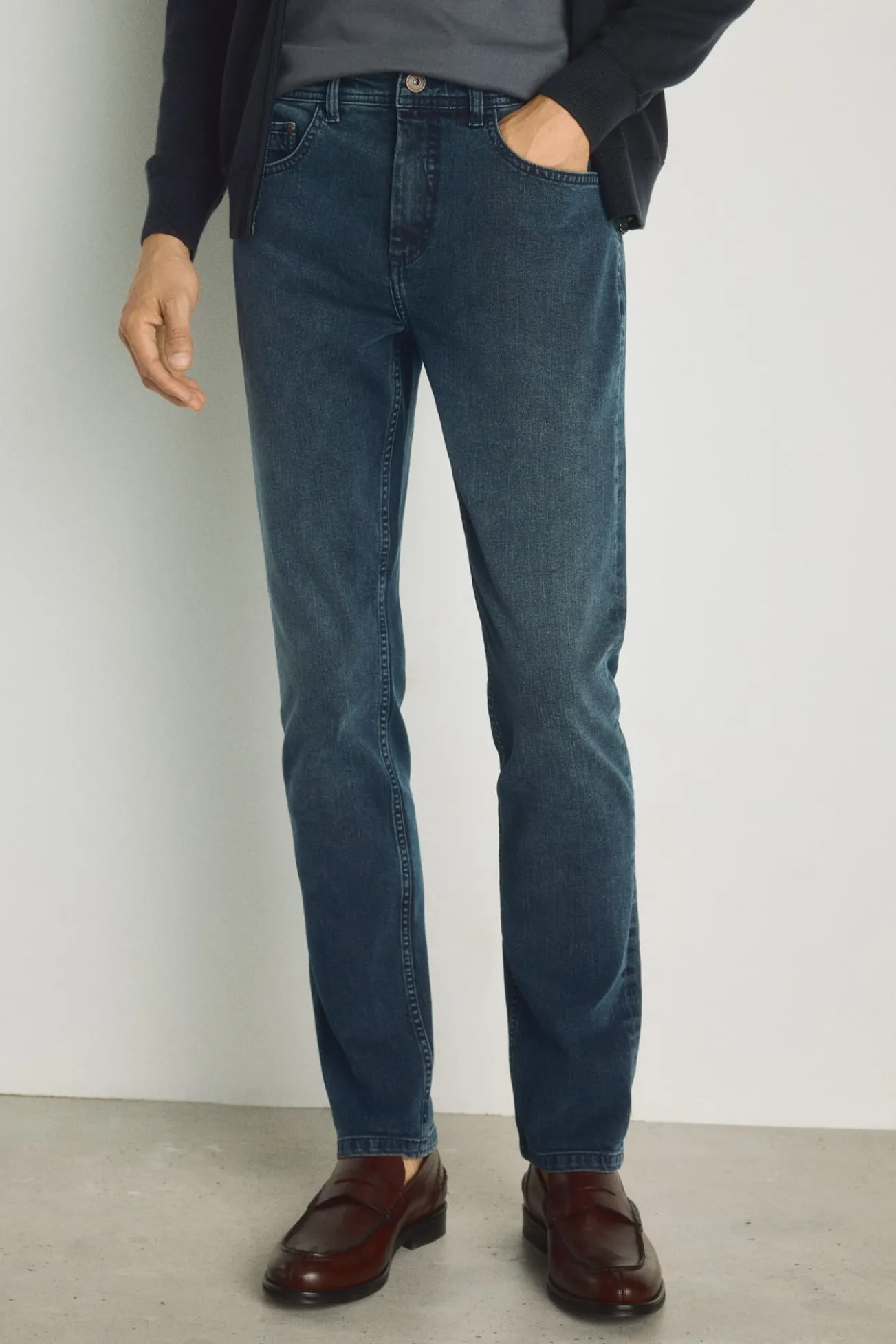 Calças jeans slim fit