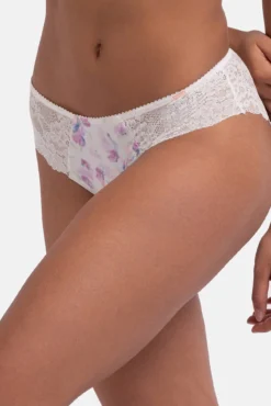Calcinha hipster renda clássica