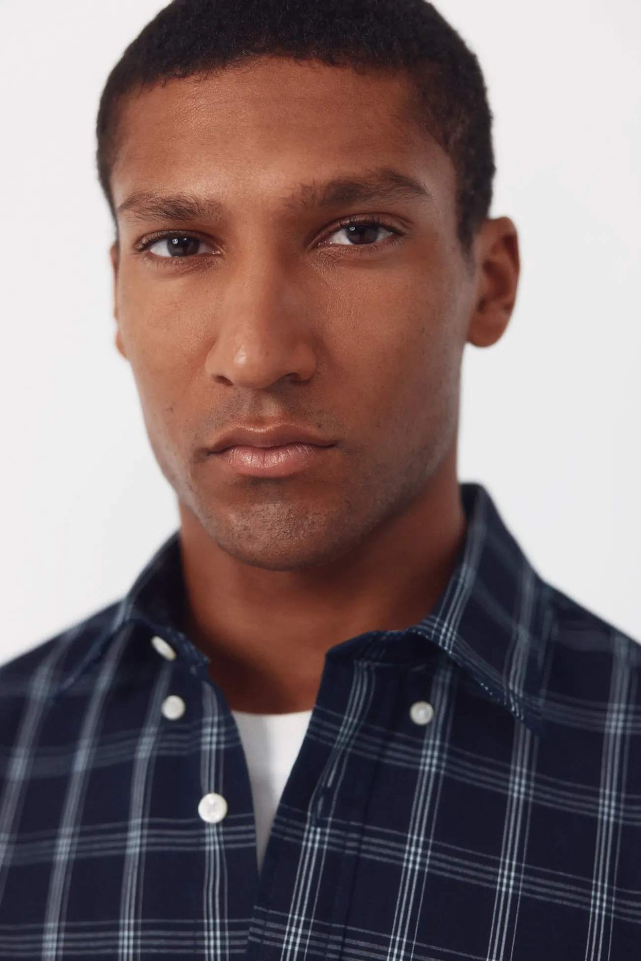 Camisa aos quadrados em denim