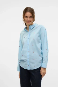 Camisa básica com bordado