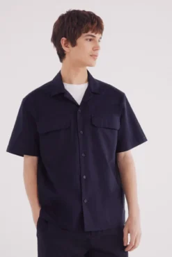 Camisa de boliche de popelina de manga curta com bolso