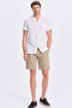 Camisa de lapela curta