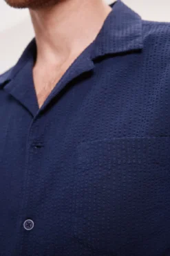 Camisa de lapela curta Seersucker
