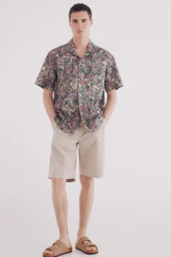 Camisa de linho estampada de manga curta