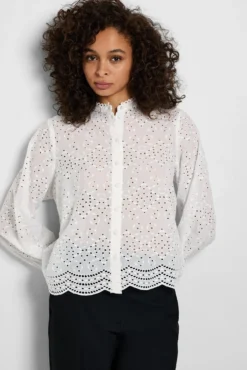 Camisa de manga comprida com bordado confecionado 100% com algodão orgânico