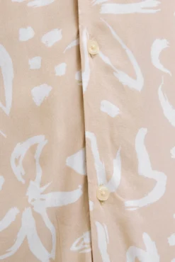 Camisa de manga curta com ajuste relaxado