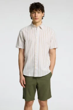 Camisa de manga curta de linho