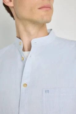 Camisa de riscas de manga curta