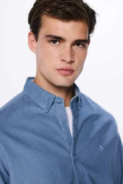Camisa de veludo