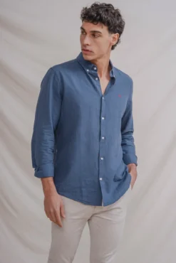 Camisa em linho
