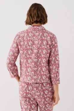 Camisa estampada con nudo
