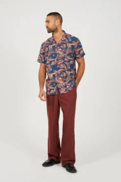 Camisa estampada de manga curta